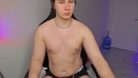 Vincent Strong online show from 01/20/25, 06:53