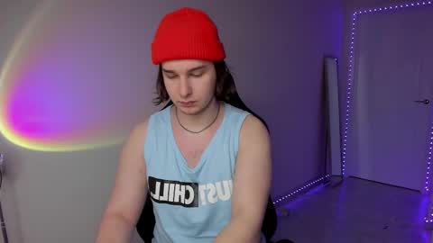 Vincent Strong online show from 03/09/25, 01:14