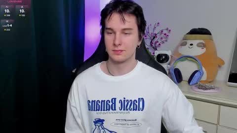 Vincent Strong online show from 03/20/26, 01:38