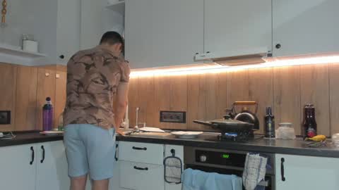 Vincent.  uncut 18cm online show from 01/31/25, 05:10