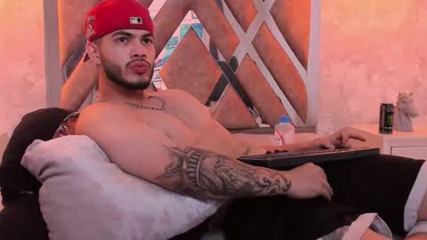 Vincent online show from 09/22/25, 03:58