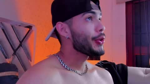 Vincent online show from 04/20/26, 04:04