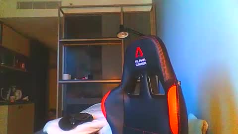 vincentprice69 online show from 10/26/25, 11:49