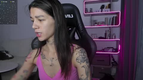 vinkitinkii online show from 12/04/24, 09:07