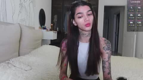 vinkitinkii online show from 11/16/25, 05:35