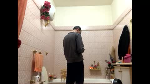 Snapshot of vinmin90 chatting on 05/26/26, 10:11 Zenith online show from 05/26/26, 10:11