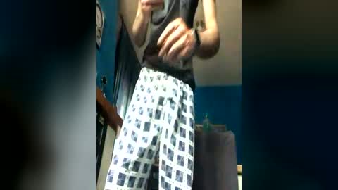 Snapshot of vinmin90 chatting on 06/22/26, 02:47 Zenith online show from 06/22/26, 02:47