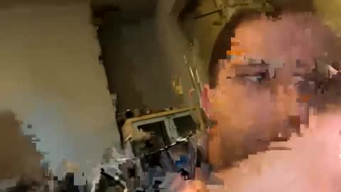 Snapshot of vinnie8888889 chatting on 02/17/25, 08:52 Vince online show from 02/17/25, 08:52