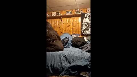 vinnyexcitica69 online show from 04/17/26, 02:09