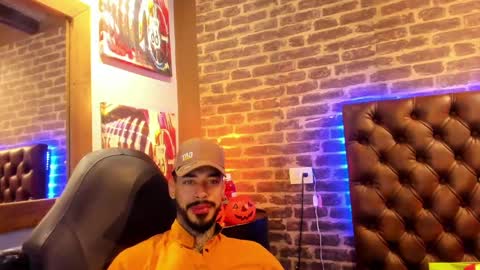 ---Vinzen--- online show from 10/30/25, 05:31