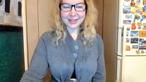 Snapshot of viodetta chatting on 10/24/25, 06:59 viodetta online show from 10/24/25, 06:59