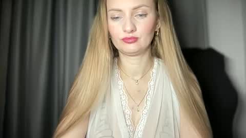 Snapshot of viola_1 chatting on 01/31/25, 07:07 Funny girl online show from 01/31/25, 07:07