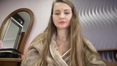 Snapshot of viola_1 chatting on 12/03/25, 09:40 Funny girl online show from 12/03/25, 09:40