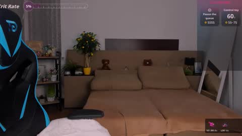 Viola online show from 11/23/25, 09:58