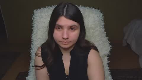 Snapshot of viola__sky chatting on 06/17/26, 07:26 Viola online show from 06/17/26, 07:26