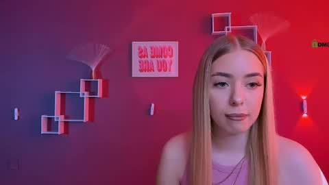 Snapshot of viola_sweet_ chatting on 05/15/26, 09:16 viola_sweet_ online show from 05/15/26, 09:16