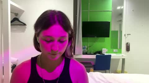 Viola online show from 04/27/26, 11:30