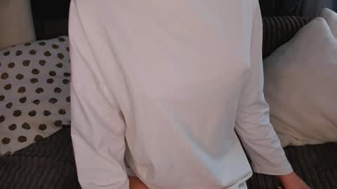 Snapshot of violafooxx chatting on 02/23/26, 07:17 violafooxx online show from 02/23/26, 07:17