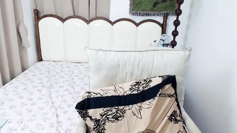 Zona online show from 04/06/26, 07:42