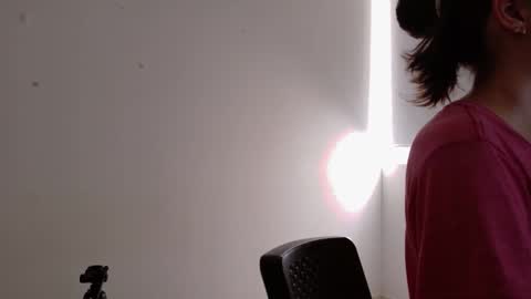 Violet online show from 12/20/25, 06:37