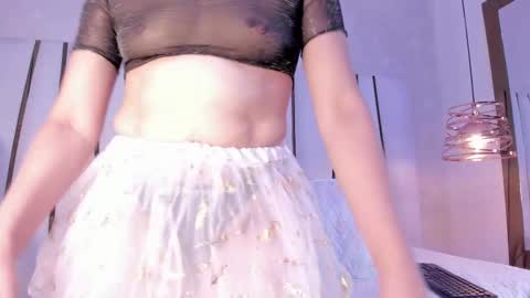 violeet_gray online show from 02/12/25, 04:01