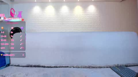 Snapshot of violeet_scott chatting on 03/11/25, 01:56 Violett Everyday From 0530 to 1430 Col Time online show from 03/11/25, 01:56