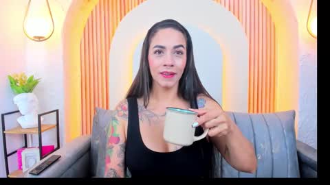 Violette online show from 02/11/26, 10:42