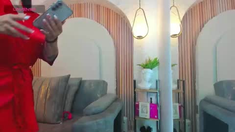 Violette online show from 02/14/26, 10:23