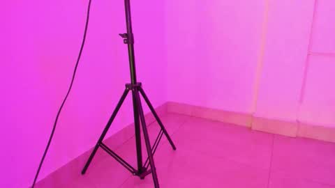 violet__taylor_ online show from 09/18/25, 02:13