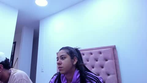 Violet and Myers online show from 09/19/25, 11:33