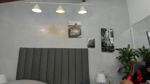 Violet and Myers online show from 09/26/25, 11:20