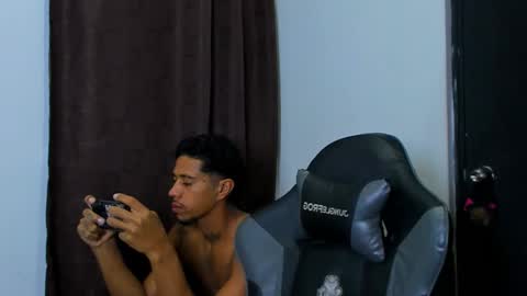 Violet and Myers online show from 03/21/26, 06:55