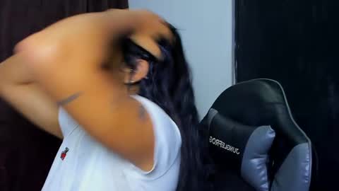 Violet and Myers online show from 04/14/26, 09:21