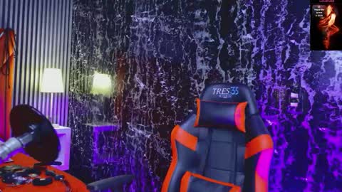 Violet online show from 03/17/26, 02:53