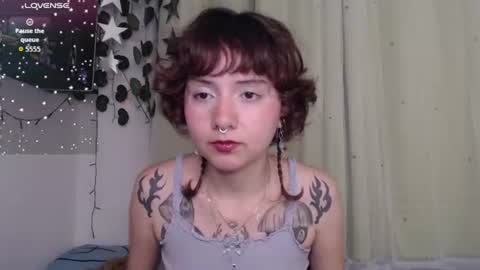 Violet online show from 07/05/26, 07:59