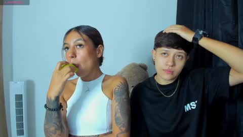 Violet and Casper online show from 12/26/24, 04:32