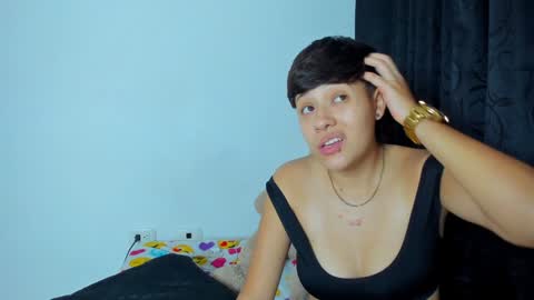 Violet and Casper online show from 12/29/24, 05:53