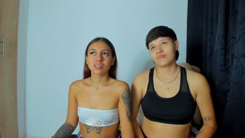 Violet and Casper online show from 12/31/24, 05:44