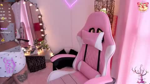 violet online show from 12/30/24, 04:40