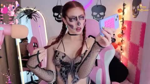 violet online show from 10/20/25, 06:52