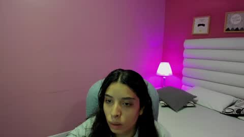 violet_sinclair online show from 04/01/26, 11:22