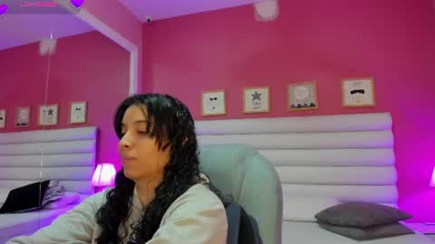 violet_sinclair online show from 06/12/26, 11:20