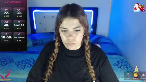 Snapshot of violet_stone22 chatting on 12/19/24, 06:12 Violeta online show from 12/19/24, 06:12
