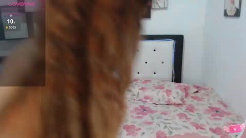 Snapshot of violet_stone22 chatting on 02/15/25, 02:58 Violeta online show from 02/15/25, 02:58
