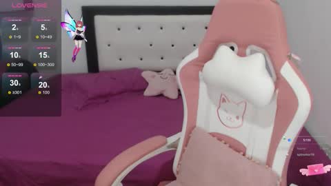 Snapshot of violet_stone22 chatting on 10/30/25, 05:31 Violeta online show from 10/30/25, 05:31