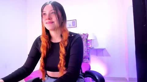 Snapshot of violeta_cutee chatting on 02/02/26, 02:16 Violeta online show from 02/02/26, 02:16