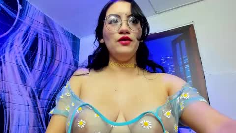     online show from 03/11/25, 11:15