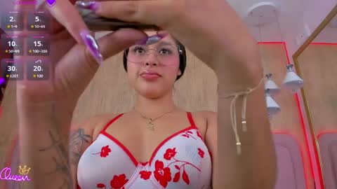 Violeta Garcia online show from 04/26/26, 10:13