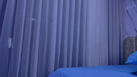Snapshot of violeta_london chatting on 06/17/26, 02:58 violeta london online show from 06/17/26, 02:58