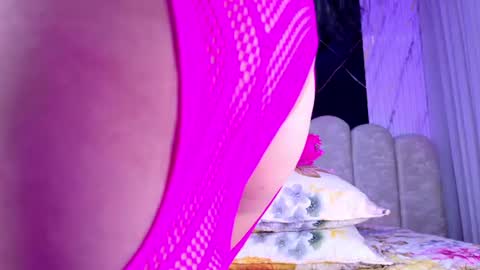 Snapshot of violeta_london chatting on 07/01/26, 03:08 violeta london online show from 07/01/26, 03:08